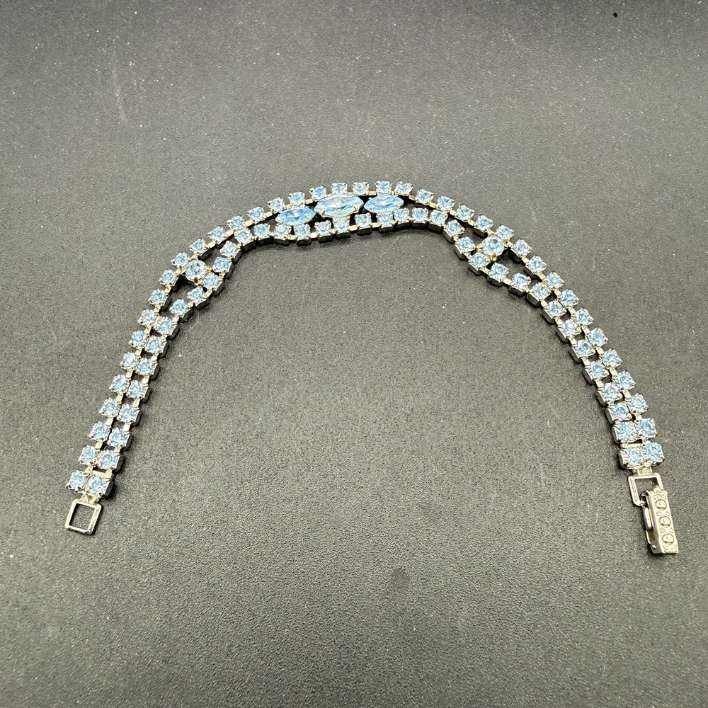 Kramer Of New York Vintage Blue Round Cut Rhinestone Bracelet 6.5"